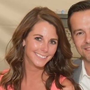 Meet your Posher, Dara